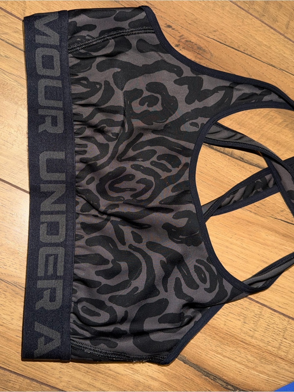 Under Armour Womens Black Camo Sports Bra